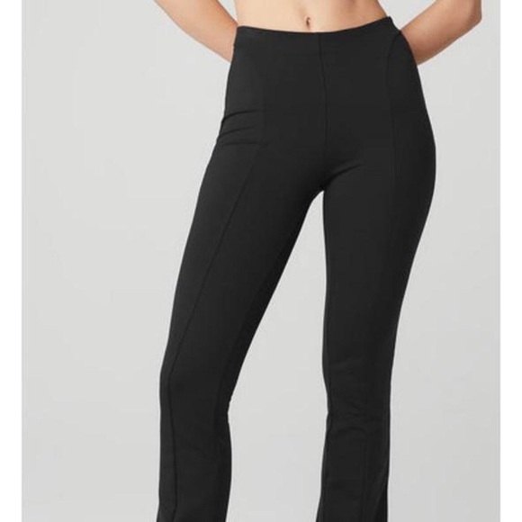 HIGH-WAIST ZIP IT FLARE LEGGING - Picture 2 of 3